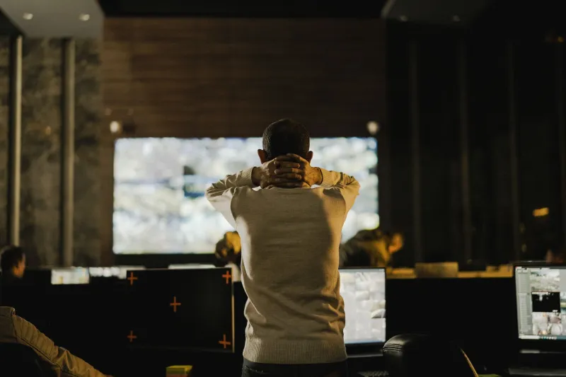 Count to Eight Before You Commit: The Pause That Could Save Your Bankroll
